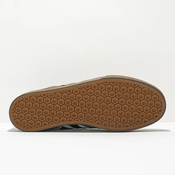 Adidas Busenitz Vulk 2 cloud white gum, size 13, new - Picture 4 of 4